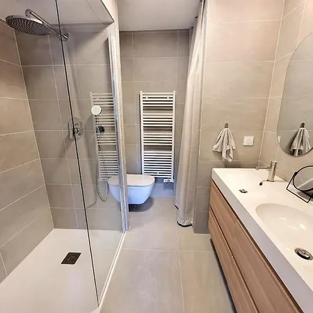 Moderne 4 Pers Avec Balcon Et Parking Aux Gets - Fr-1-598-179 Les Gets